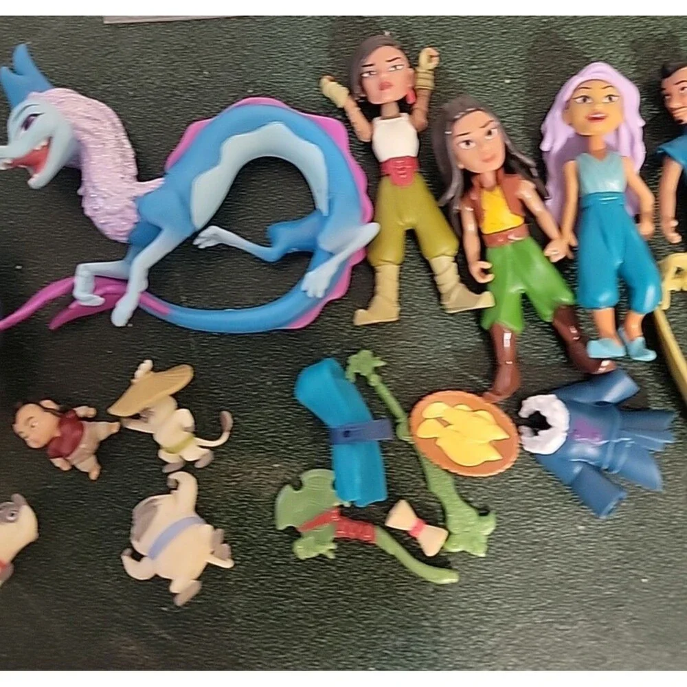 Disney Raya and the Last Dragon‎ Toy Figures Playset cake toppers